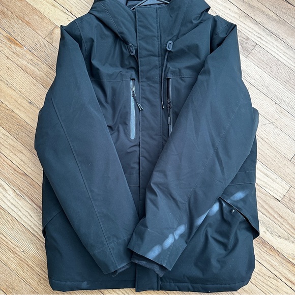 ABERCROMBIE & FITCH - PUFFER SHELL JACKET! - Size large - Picture 5 of 8